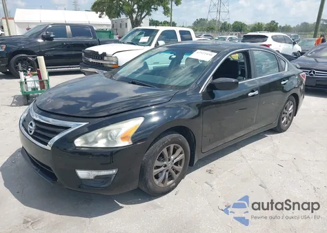 2015 Nissan Altima 2.5 S z USA, uszkodzony, nr VIN 1N4AL3AP0FC499341